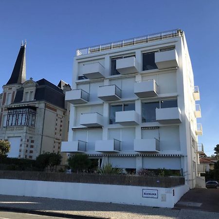 Royan - Vue Mer Pour Cet Appartement Face A La Plage - Grande Conche מראה חיצוני תמונה